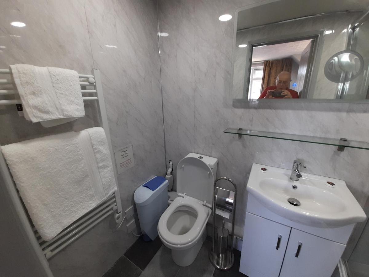 Comfort House Havant Bagian luar foto